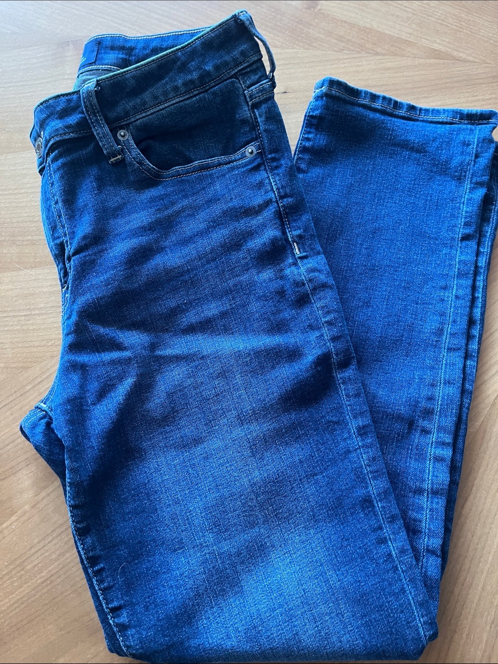 GAP Women Straight Leg Jeans - Sz 10/30R